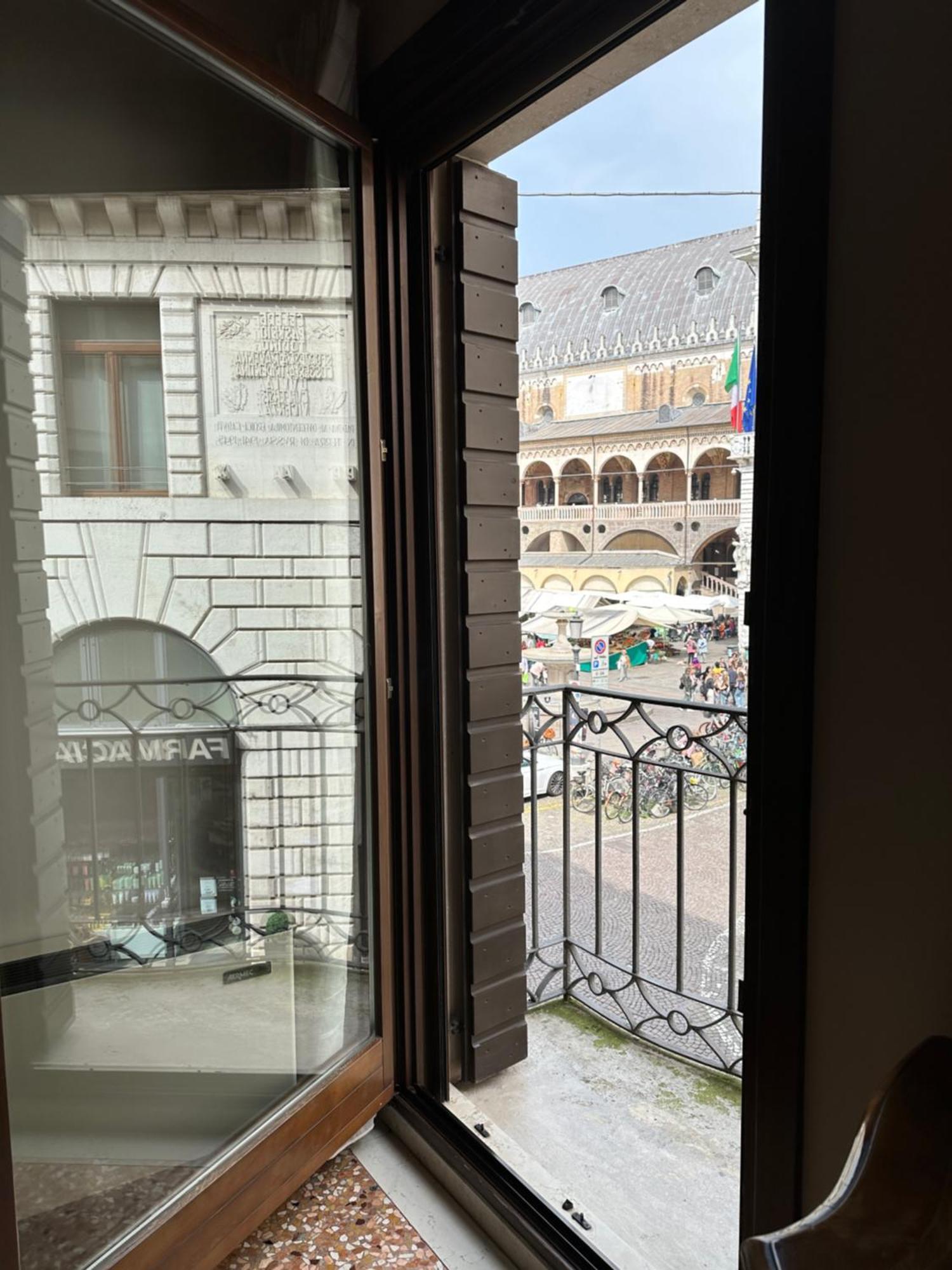 Padovaresidence Apartments - Vista Piazza Delle Erbe E Palazzo Della Ragione Eksteriør billede