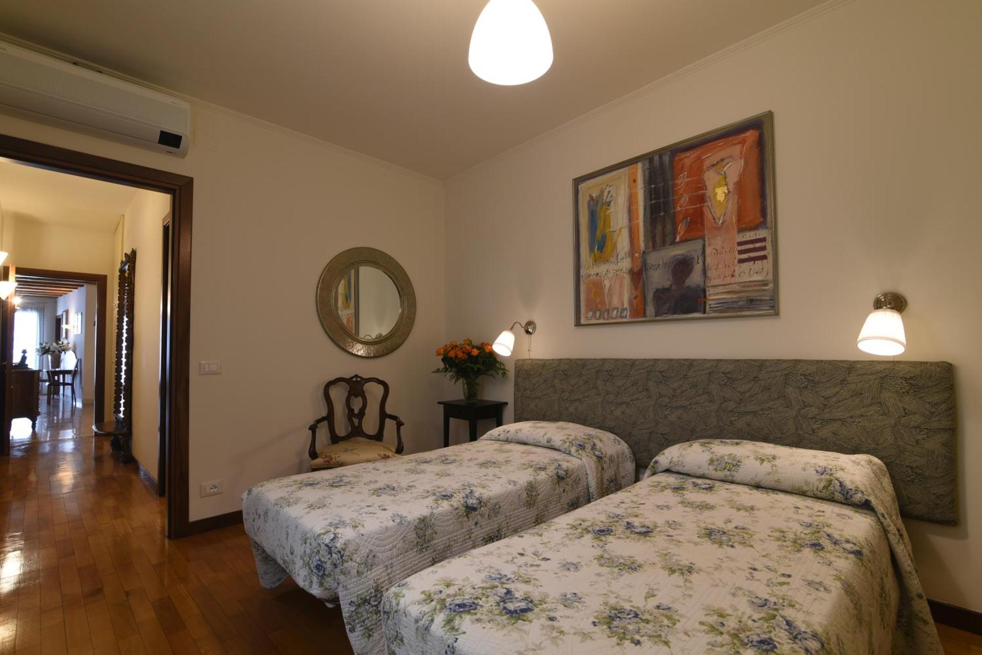 Padovaresidence Apartments - Vista Piazza Delle Erbe E Palazzo Della Ragione Eksteriør billede